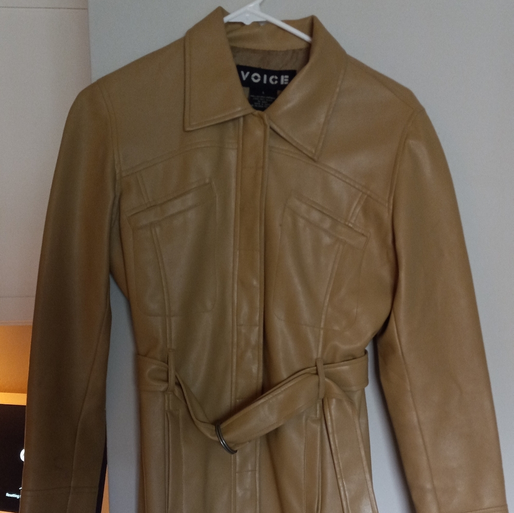 Carmel Colored Light Jacket | Size: Small | GREAT CONDITION!